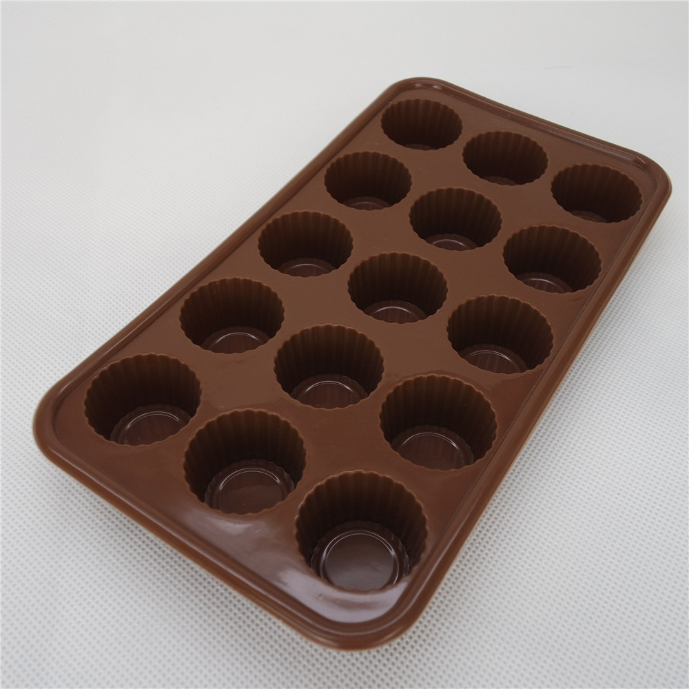 CXCH-007	Silicone Bakeware Chocolate Mould Daisy Shape 15-Cup